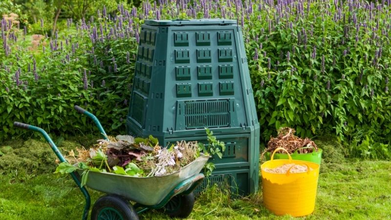 Kann man Grasschnitt kompostieren?
