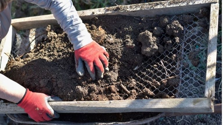 Kompost einarbeiten Warum, Wann und Wie man Kompost einarbeitet